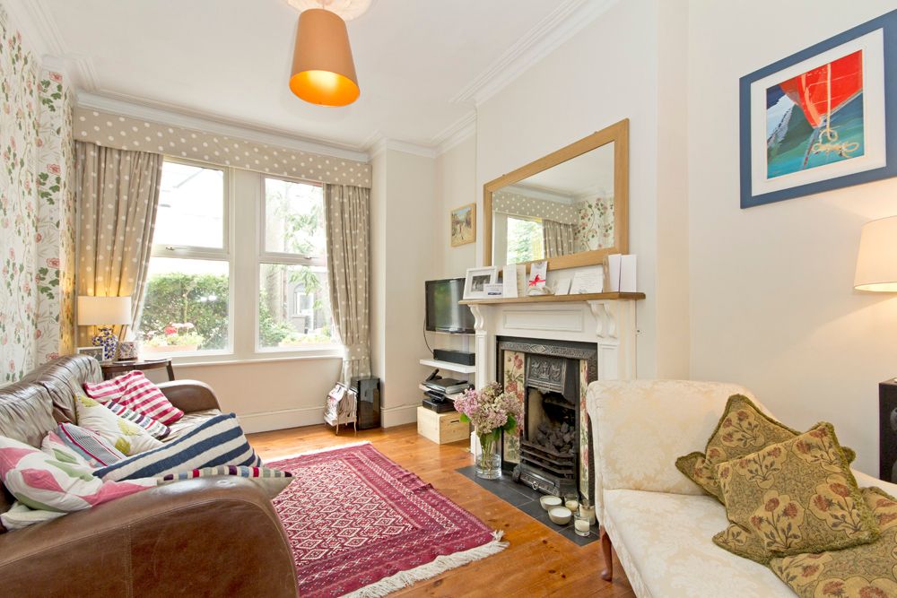 Property photo 1 of 6 Photo 6