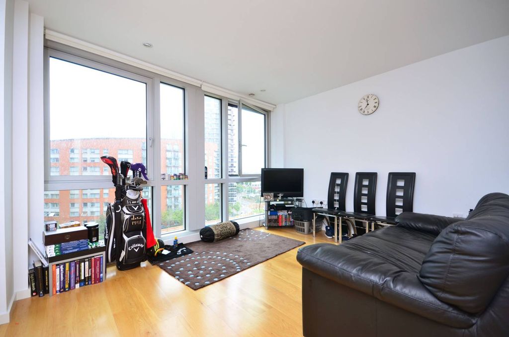 Property photo 3 of 4