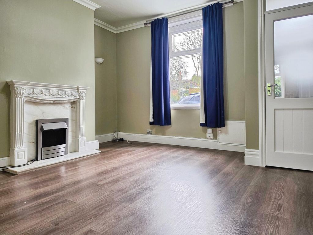 Property photo 2 of 9 Living Room