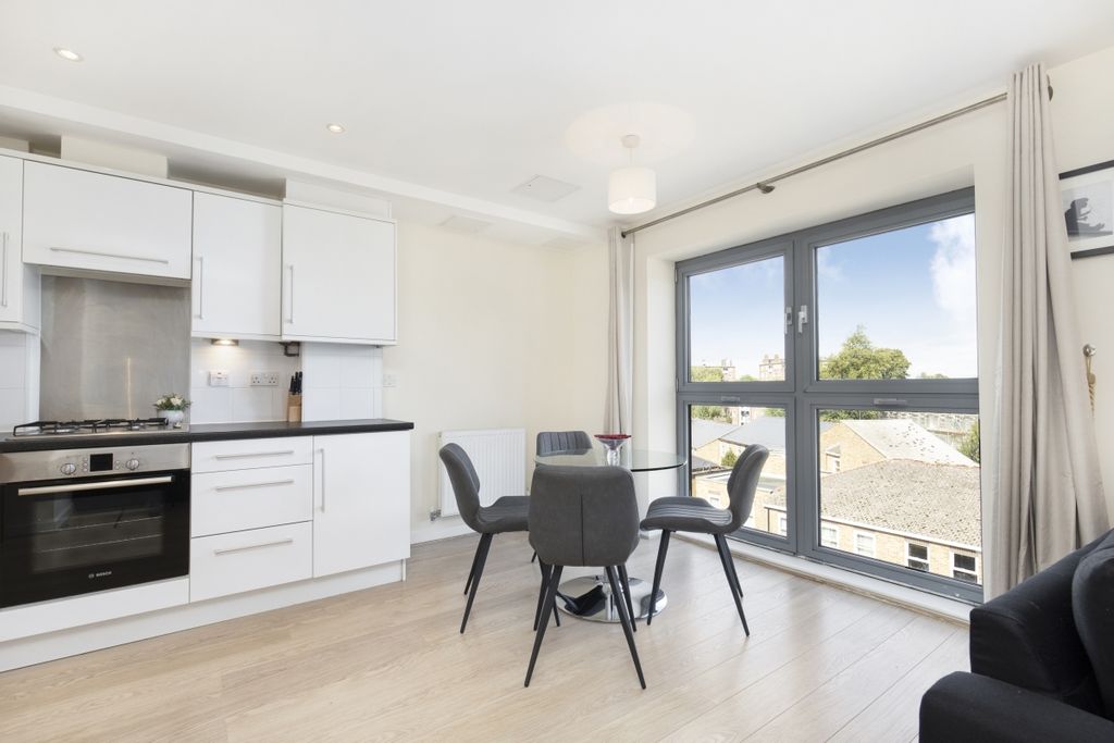 Property photo 1 of 11 De Beauvoir House...