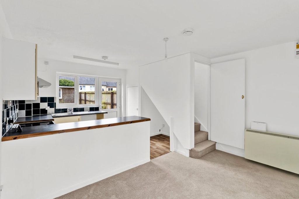 Property photo 3 of 10 Picture No. 20