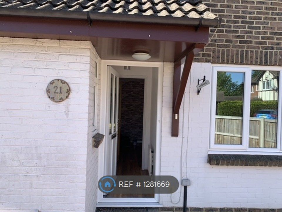 Property photo 2 of 19 Front Entrance