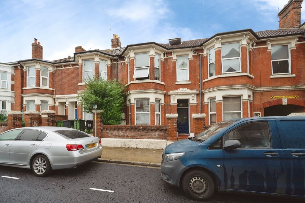 Property photo 1 of 8 Pbox-Img.Jpg