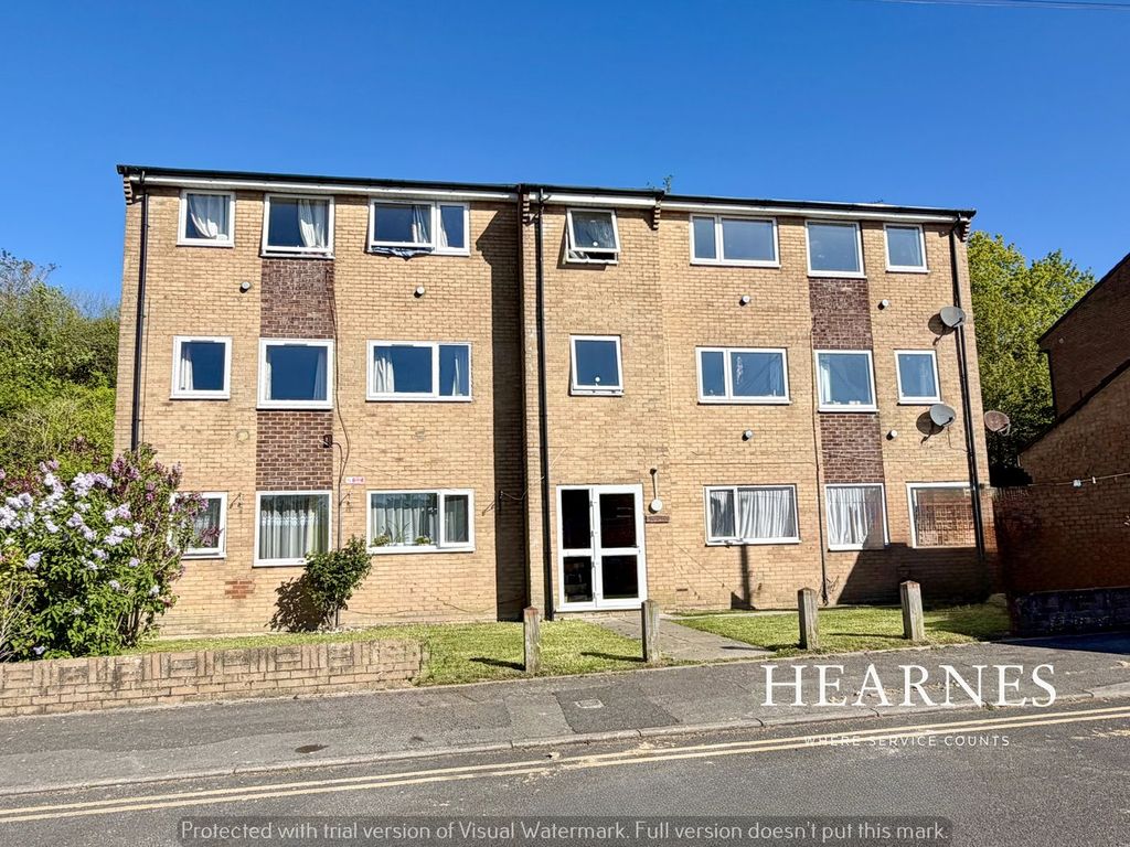 Property photo 1 of 14