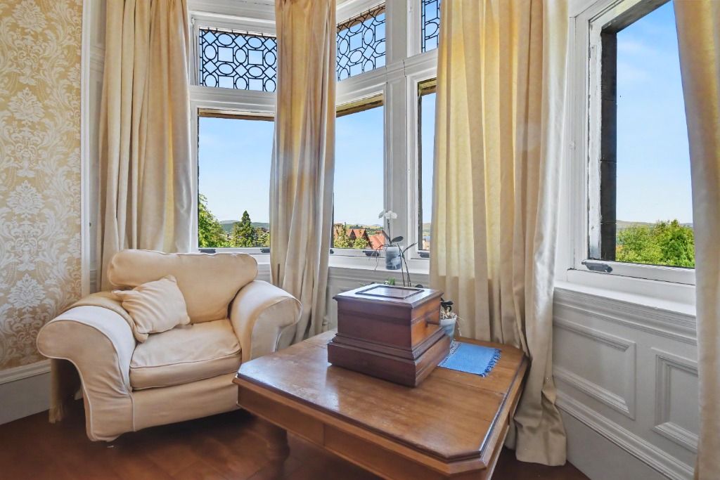 Additional image 7 of 4 bed flat for sale88 Newark Street, Inverclyde, Greenock PA16