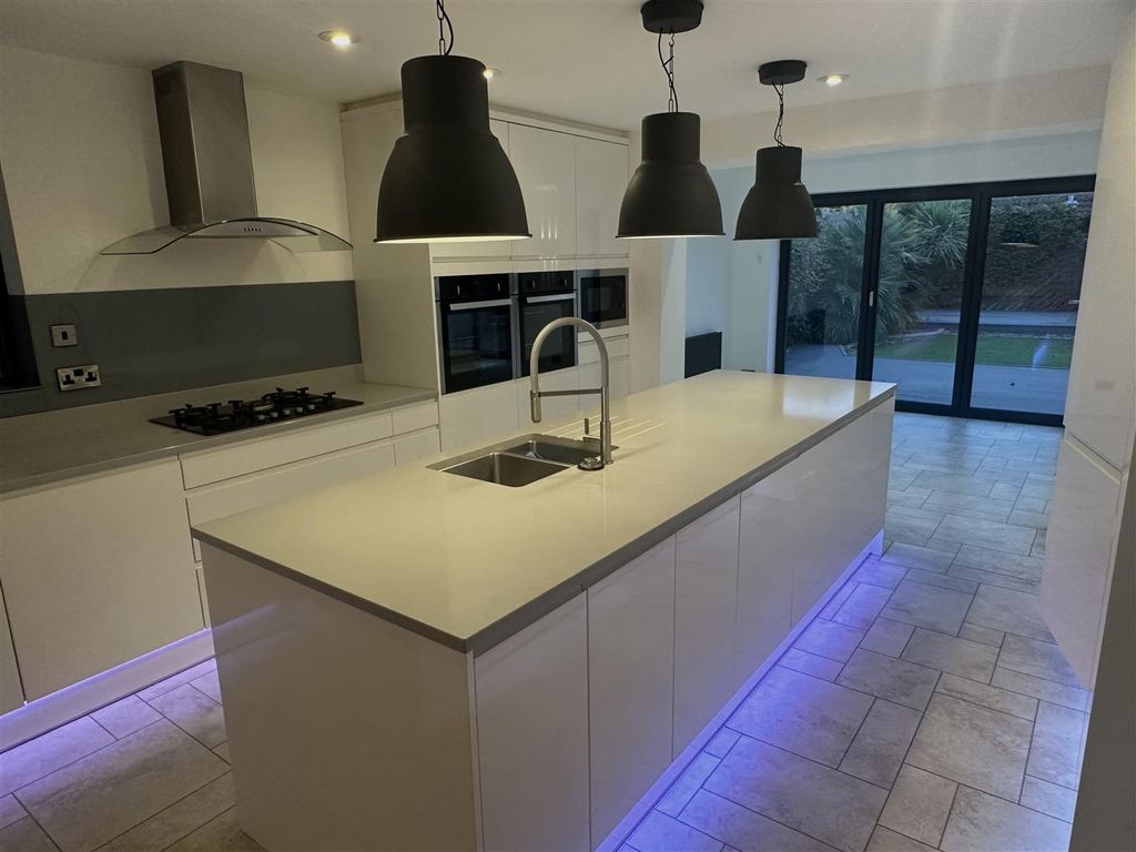 Property photo 3 of 24 Photo 07-11-2025, 15 02 38.Jpg