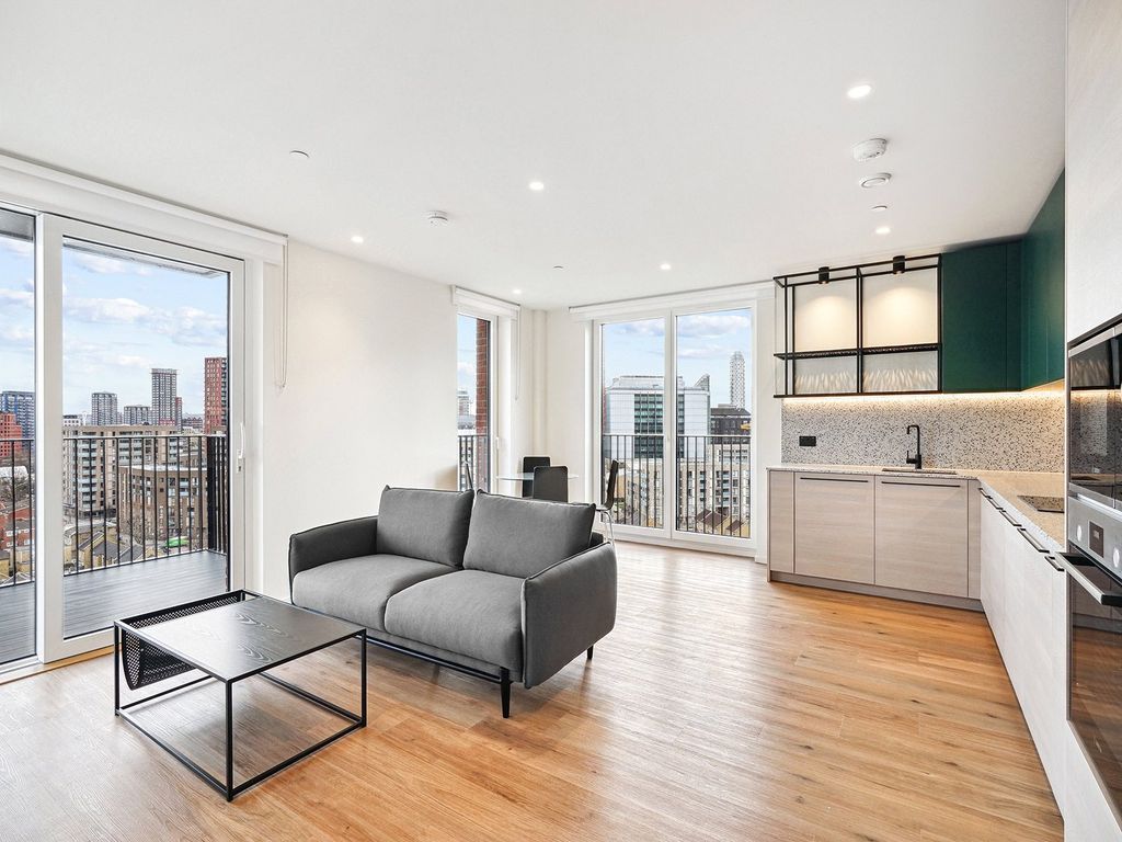 Property photo 1 of 17 Curlew House