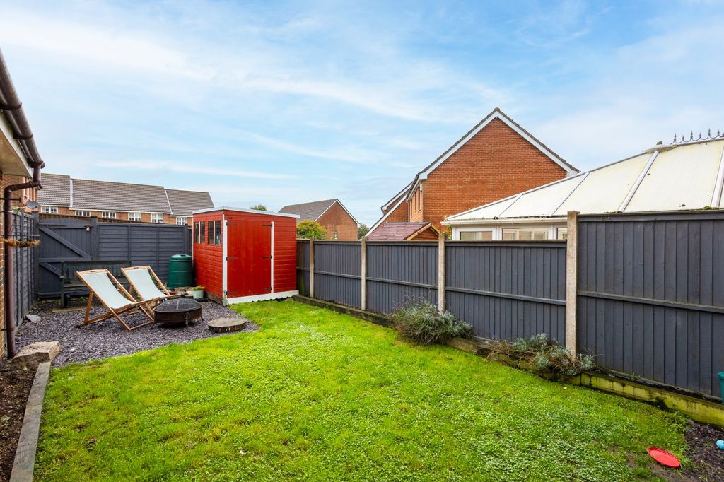 Property photo 2 of 24 Private Garden