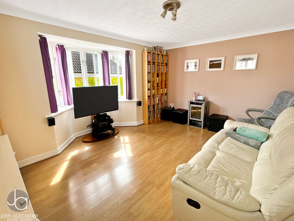 Property photo 3 of 21 20260409_125837090_0.5