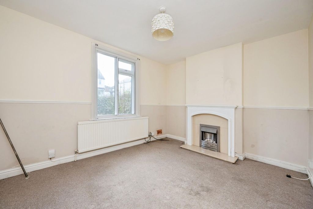 Property photo 3 of 20 59Hagleyroad-4.Jpg