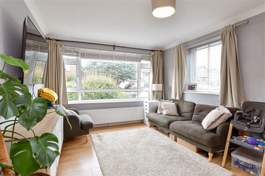 Property photo 2 of 7 Lounge/ Diner