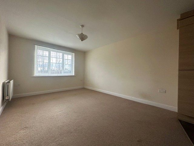 Property photo 2 of 8 Picture No. 05