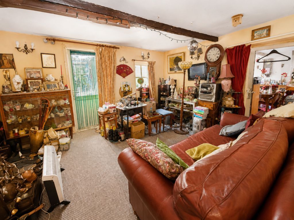 Property photo 3 of 14