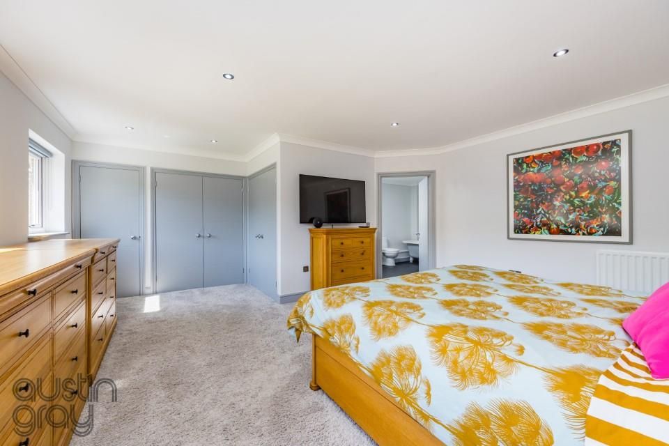 Additional image 16 of 5 bed property for saleLewes Road, Haywards Heath RH17