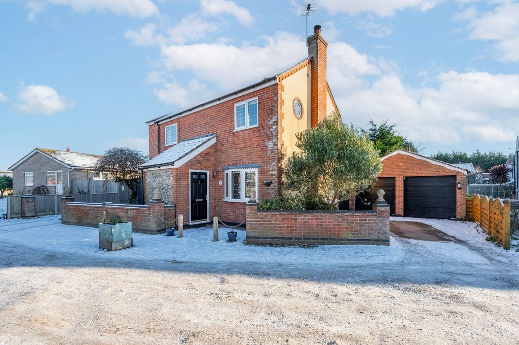 Property photo 1 of 25