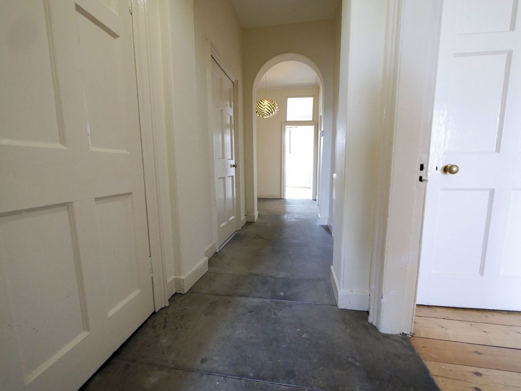 Property photo 3 of 19 Photo 3