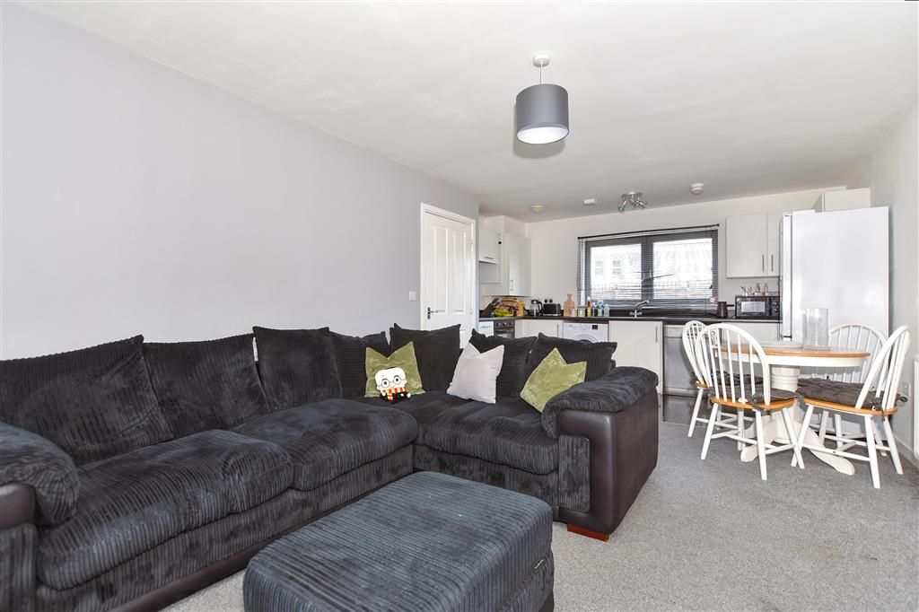 Property photo 3 of 8 Kitchen/Lounge/Diner