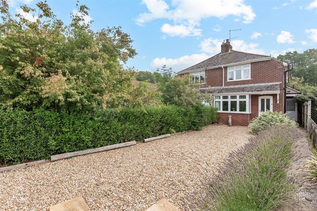 Property photo 1 of 26