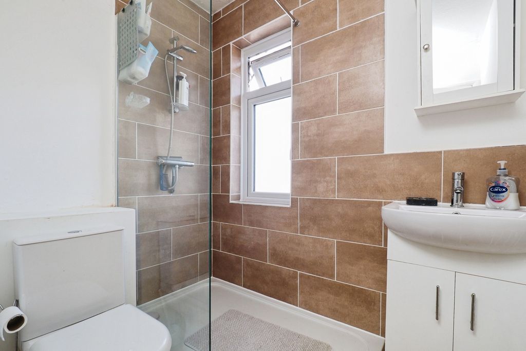 Property photo 2 of 20 Pbox-Img.Jpg