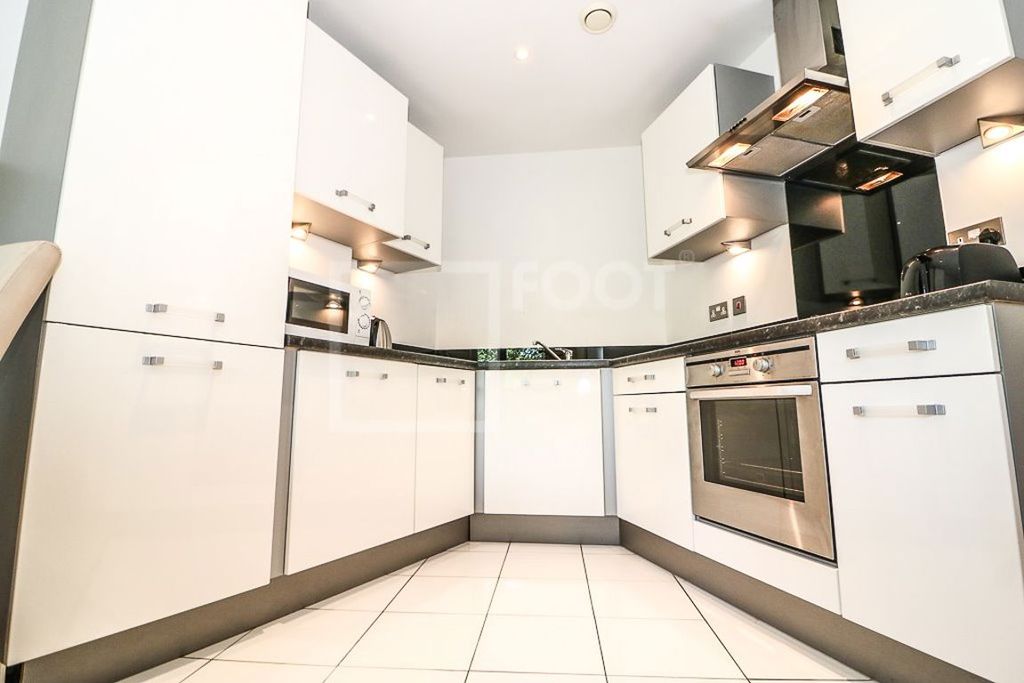 Property photo 3 of 38