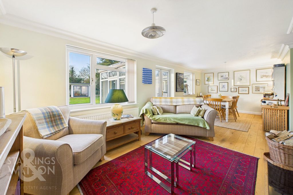 Property photo 3 of 32