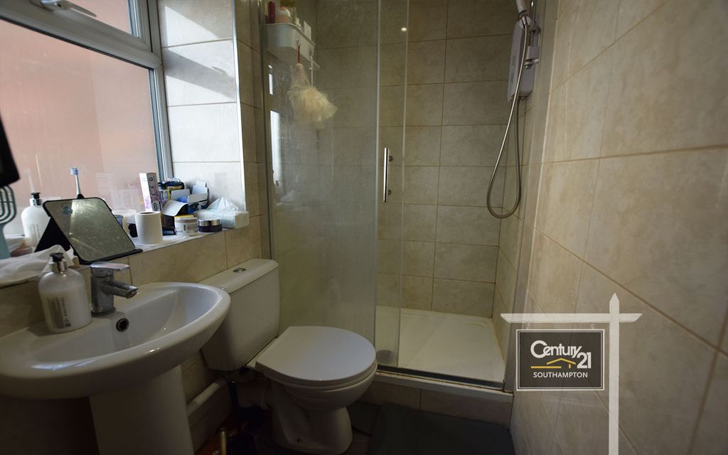 Property photo 3 of 3