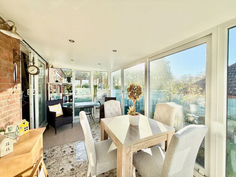 Property photo 2 of 10 Photo 13