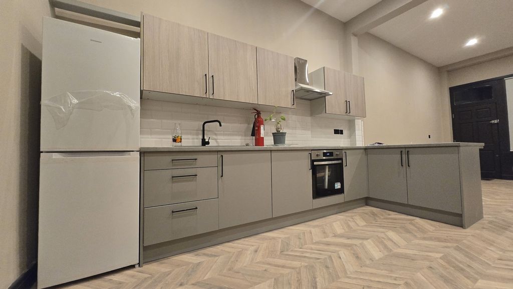 Property photo 2 of 15 Photo 3