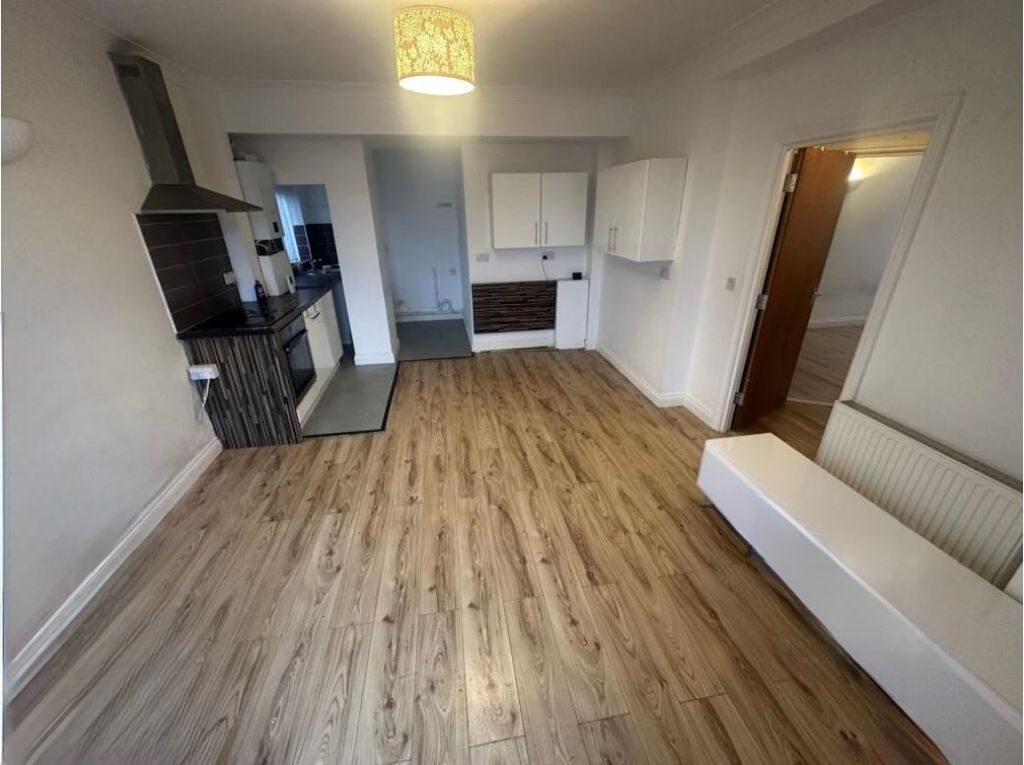 Property photo 1 of 4 Img_4608