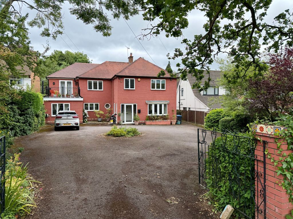 Property photo 1 of 16