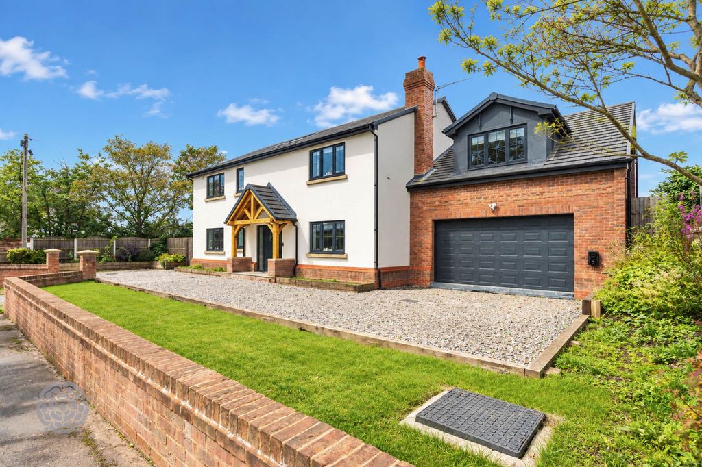 Property photo 2 of 46