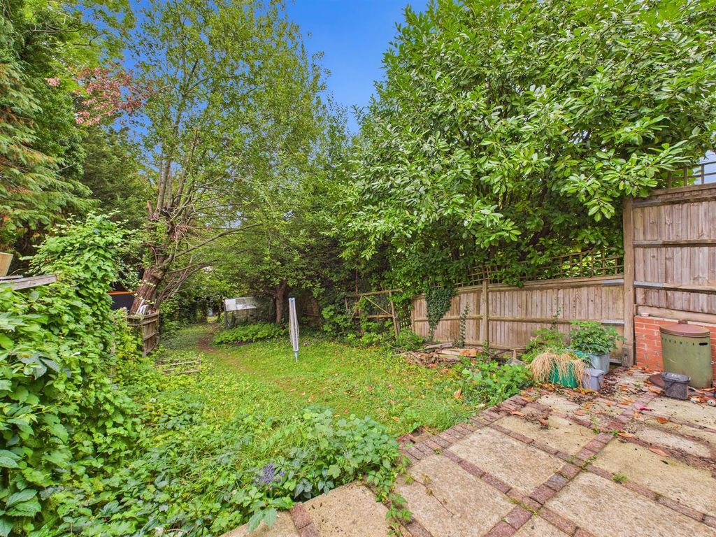 Property photo 3 of 20 Cam02885G0-Pr0471-Still017.Jpg