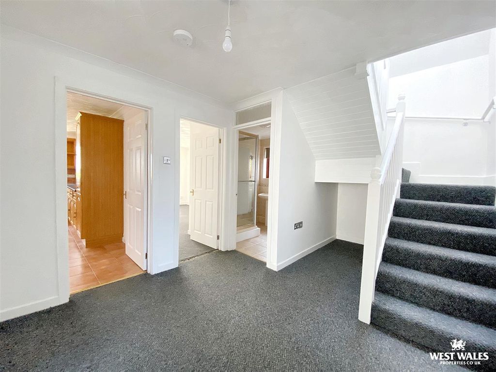 Additional image 19 of 3 bed detached bungalow for saleCenarth Close, Pembroke Dock SA72
