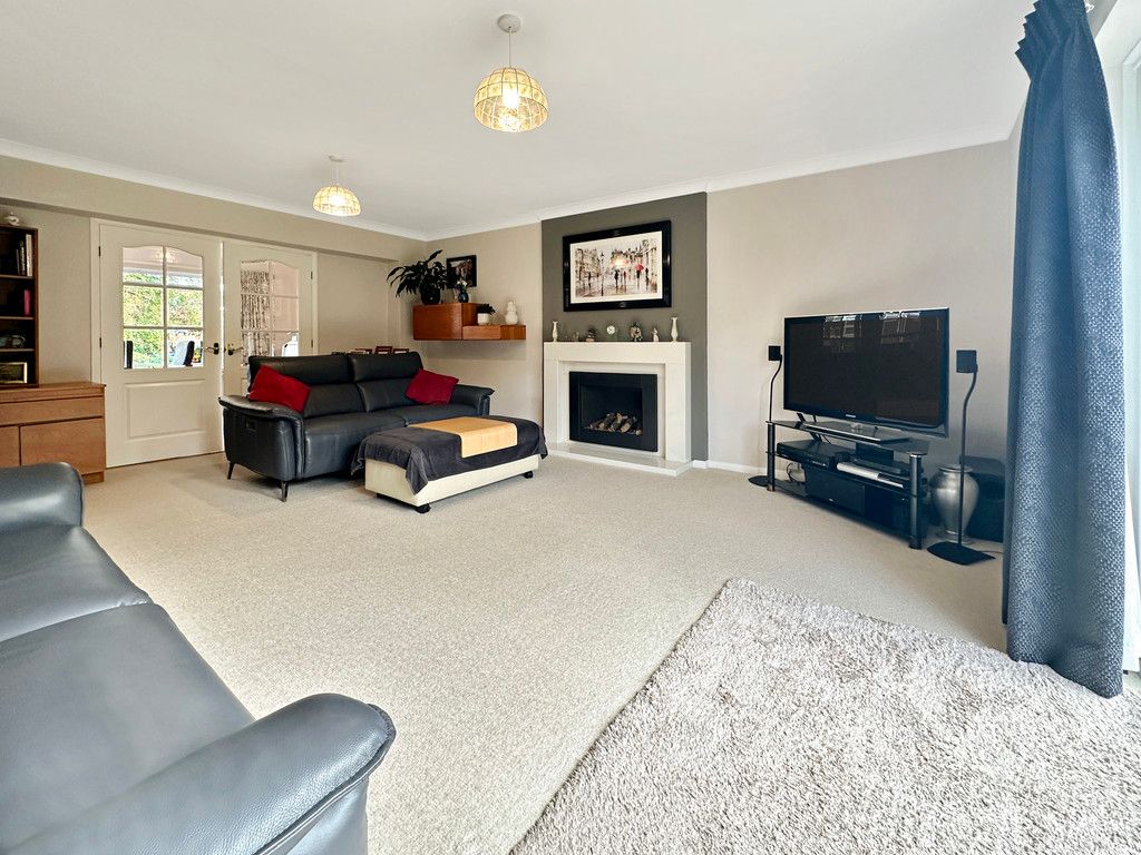 Property photo 3 of 20 Img_14442_16_Large (1)