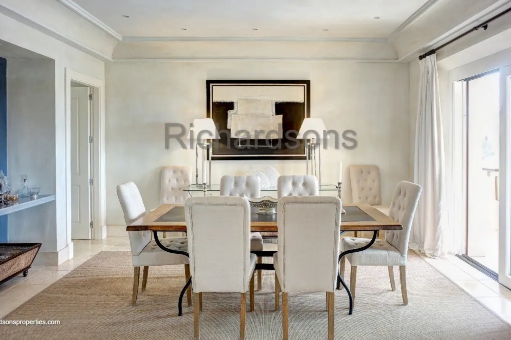 Property photo 1 of 31