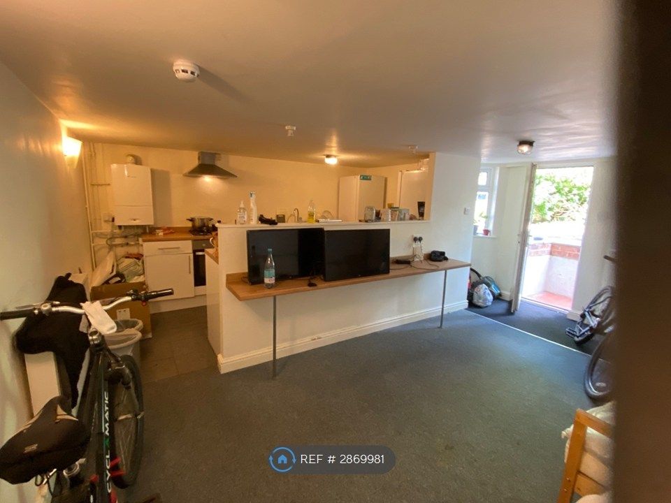 Property photo 3 of 3