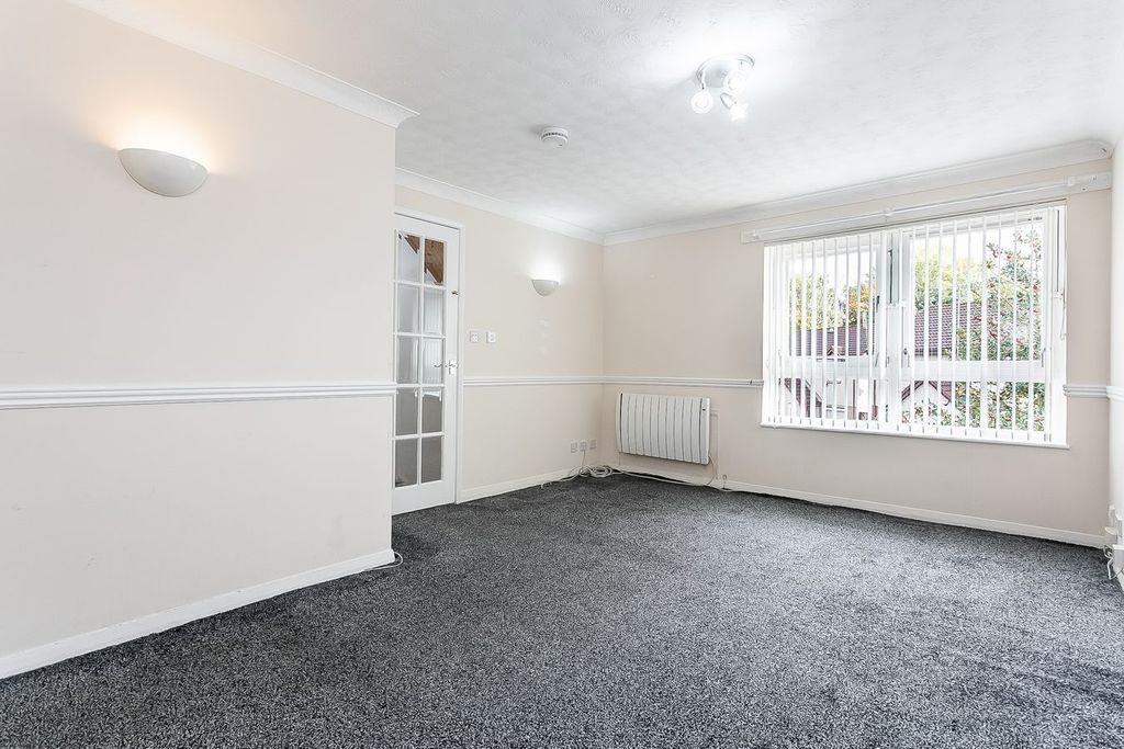 Property photo 3 of 14
