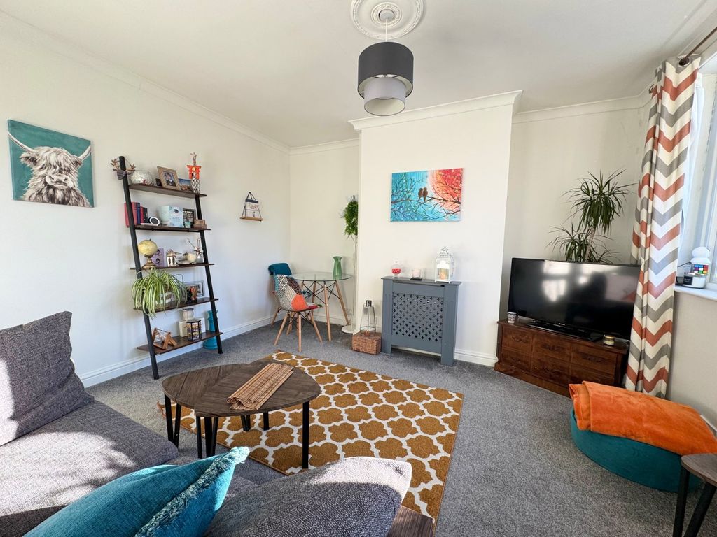 Property photo 3 of 10 Picture No. 08