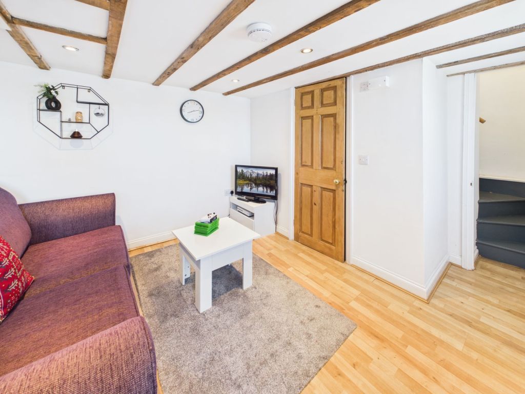 Property photo 3 of 24