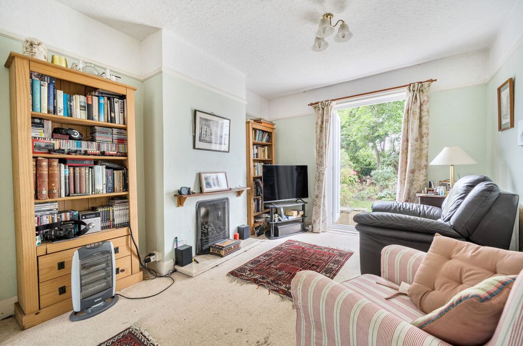 Property photo 3 of 17