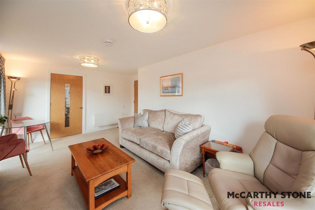 Property photo 3 of 20 34.Jpg