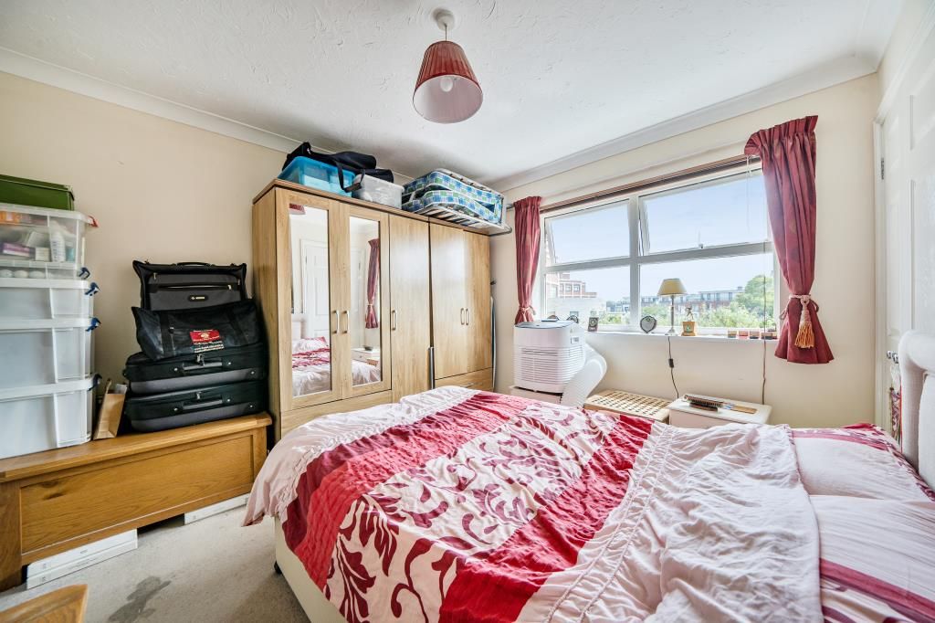 Property photo 3 of 10 Bedroom