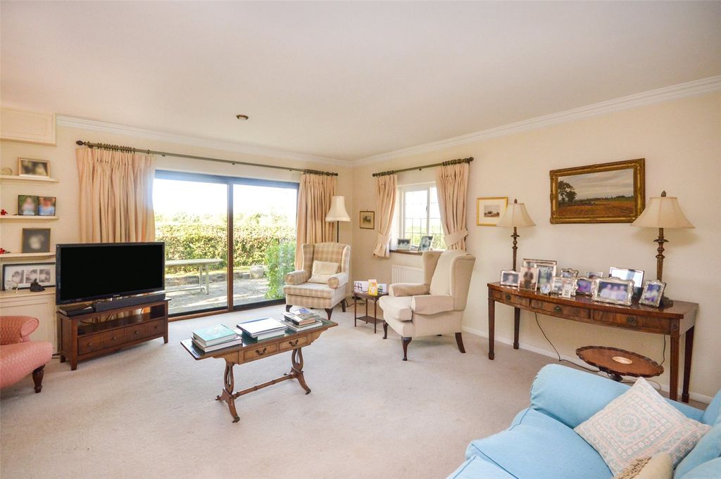 Property photo 3 of 19 Picture No. 14