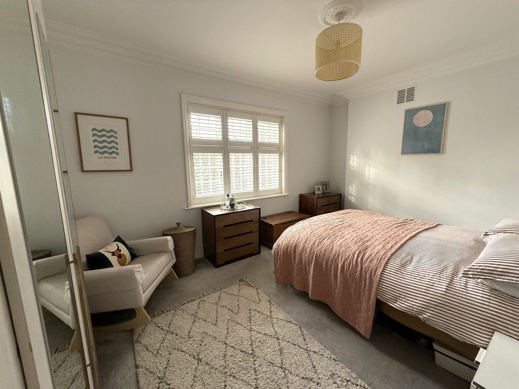 Additional image 11 of 2 bed flat for saleCourt Road, Maidenhead SL6
