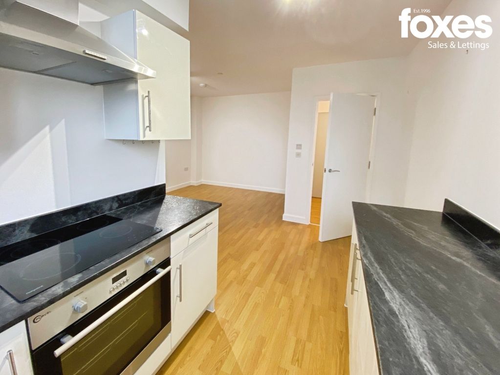 Property photo 2 of 7 4907121