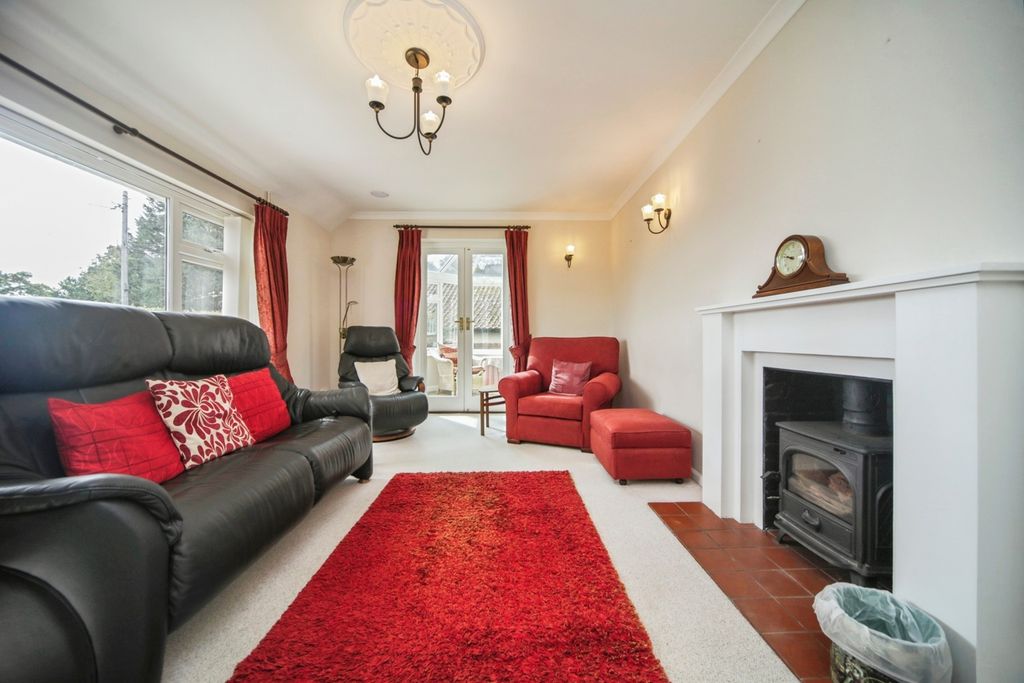 Property photo 2 of 23 Pbox-Img.Jpg