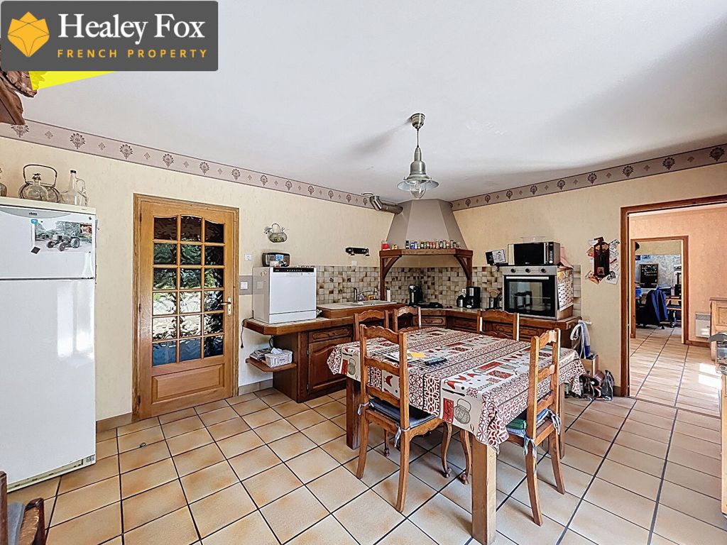 Property photo 2 of 18