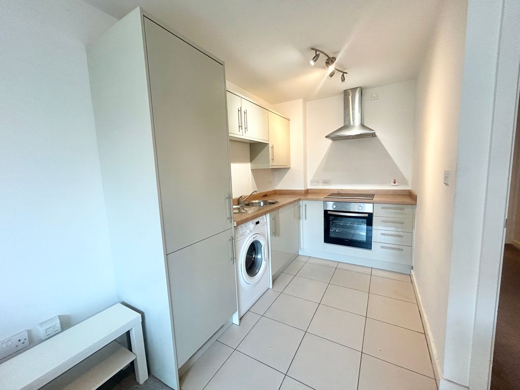 Property photo 1 of 5 Kitchen