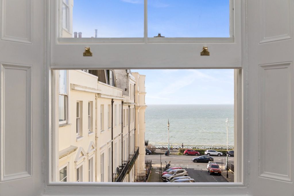 Property photo 1 of 16 5018151