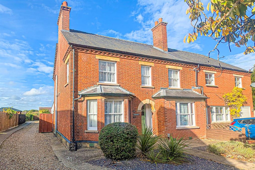 Property photo 1 of 17 Pxl_20251022_102919653.Front2.Jpg